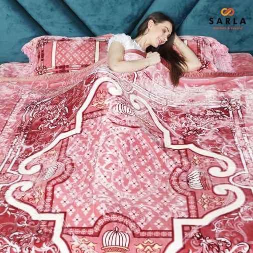 Aarambh Blanket Gift Set 4Pcs